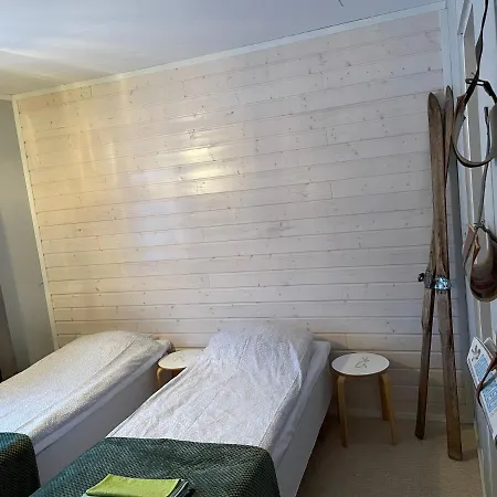 Taloyllaes, Huonemajoitus Pensionat