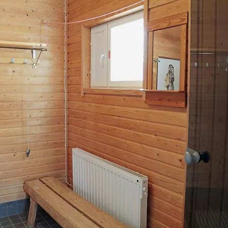 Taloyllaes, Huonemajoitus Äkäslompolo