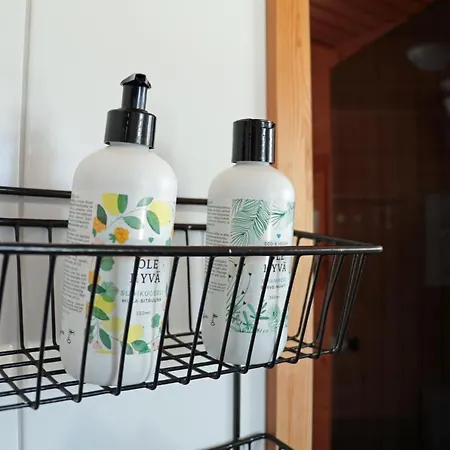 Taloyllaes, Huonemajoitus *